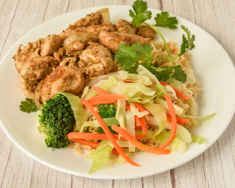 Fried Vietnamese Noodle with Chicken at Uncle Sunny, Regina
