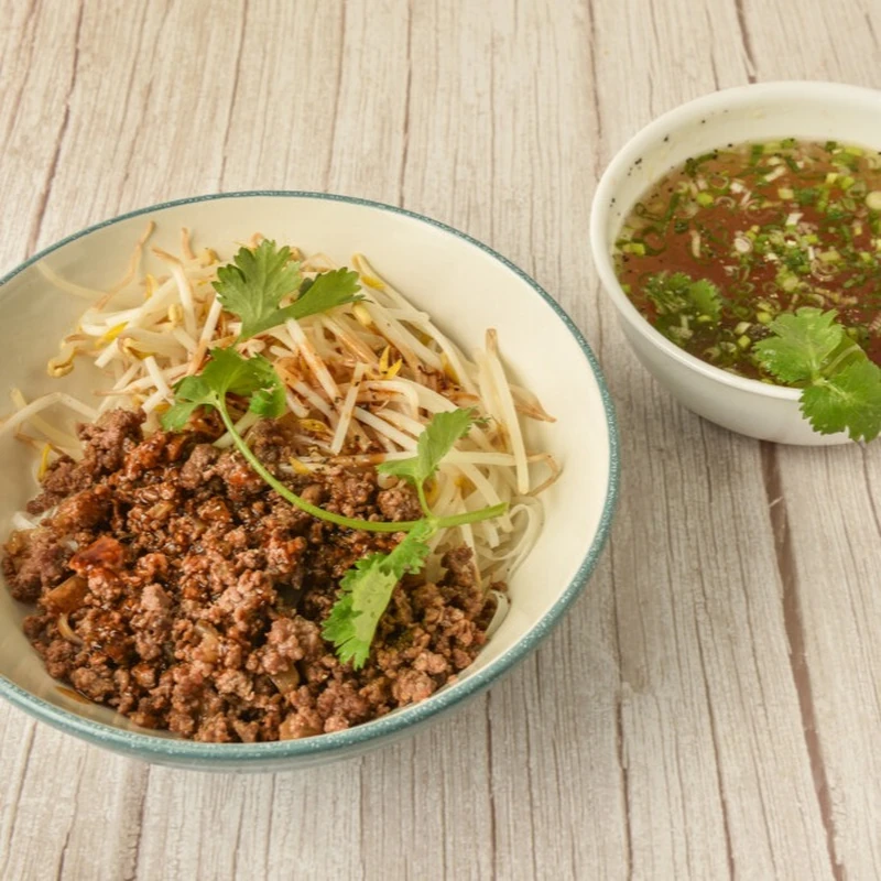 Dry Traditional Beef Pho at Uncle Sunny, Saskatchewan Drive, Regina